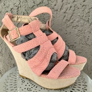 Qupid Wedge Sandal - Coral - multi-strap - Size 8.5